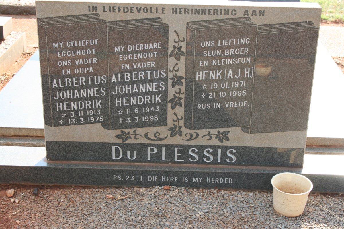 PLESSIS du
