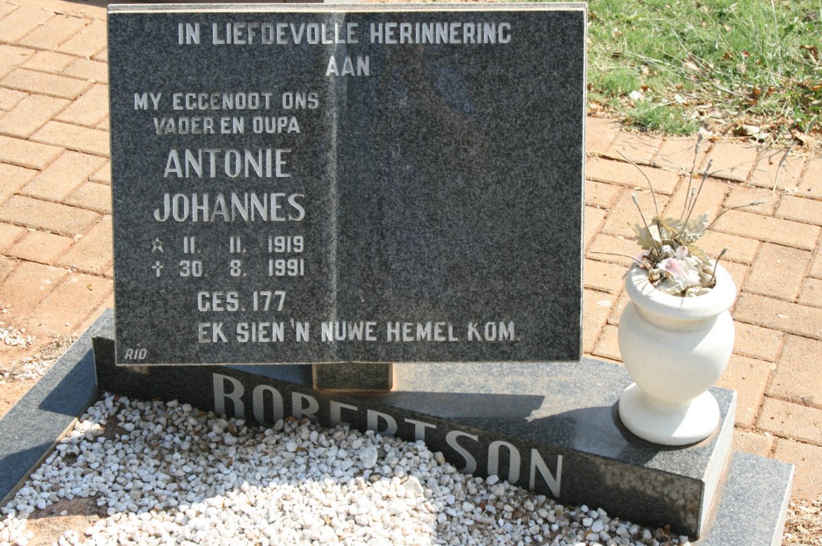 ROBERTSON Antonie Johannes 1919-1991