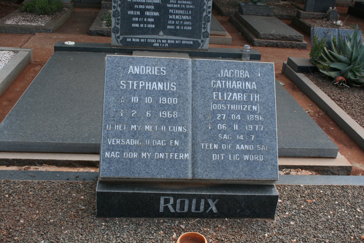 ROUX Andries Stephanus 1900-1968 &amp; Jacoba Catharina Elizabeth OOSTHUIZEN 1897-1977