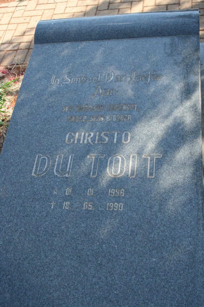 TOIT Christo, du 1966-1990