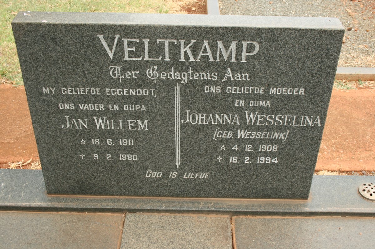 VELTKAMP Jan Willem 1911-1980 &amp; Johanna Wesselina WESSELINK 1908-1994
