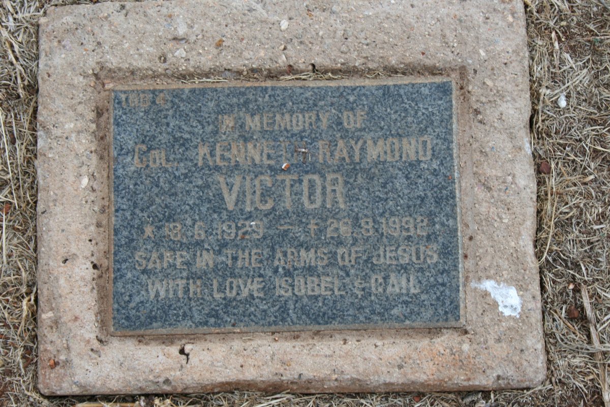 VICTOR Kenneth Raymond 1929-1992
