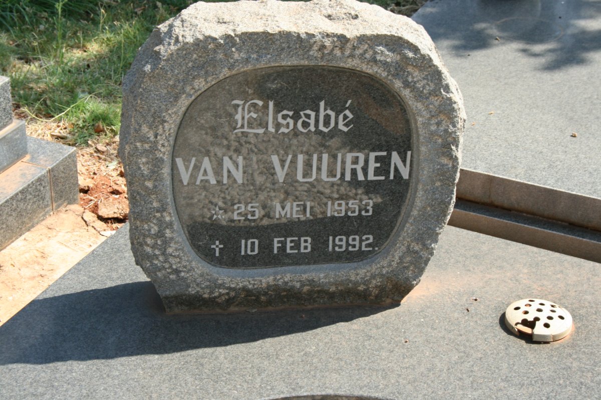 VUUREN Elsabe, van 1953-1992