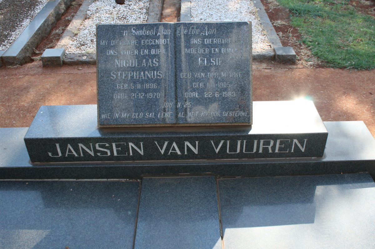 VUUREN Nicolaas Stephanus, Jansen van 1896-1970 &amp; Elsie VAN DER MERWE 1905-1983