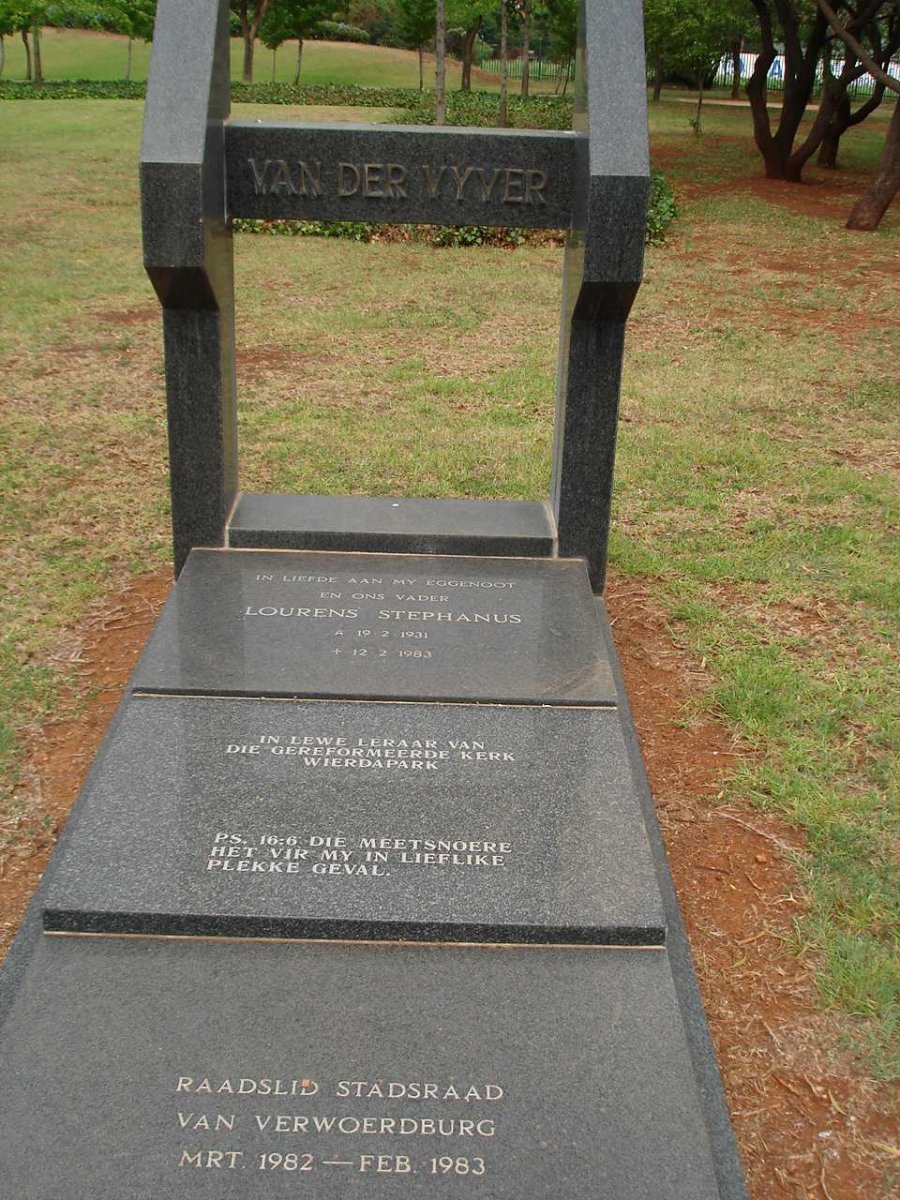 VYVER Lourens Stephanus, van der 1931-1983