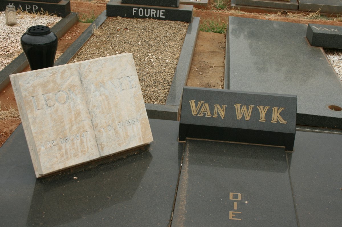 WYK Leon Annee, van 1947-1984