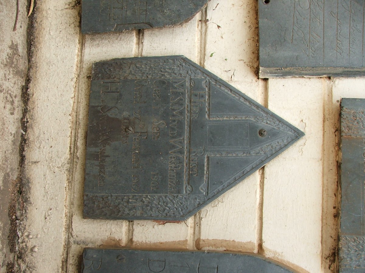 WESTHUIZEN M.S.M., v.d.