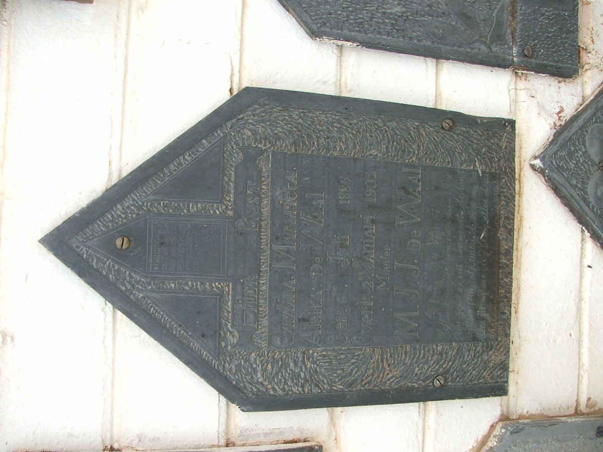 WAAL Carolina Magrieta Aletta, de 18?-1901