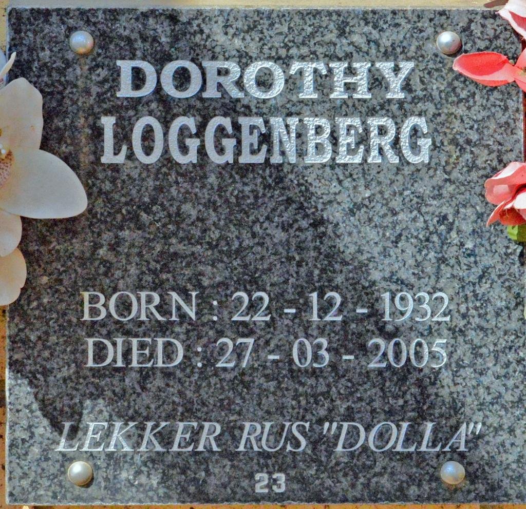 LOGGENBERG Dorothy 1913-2005