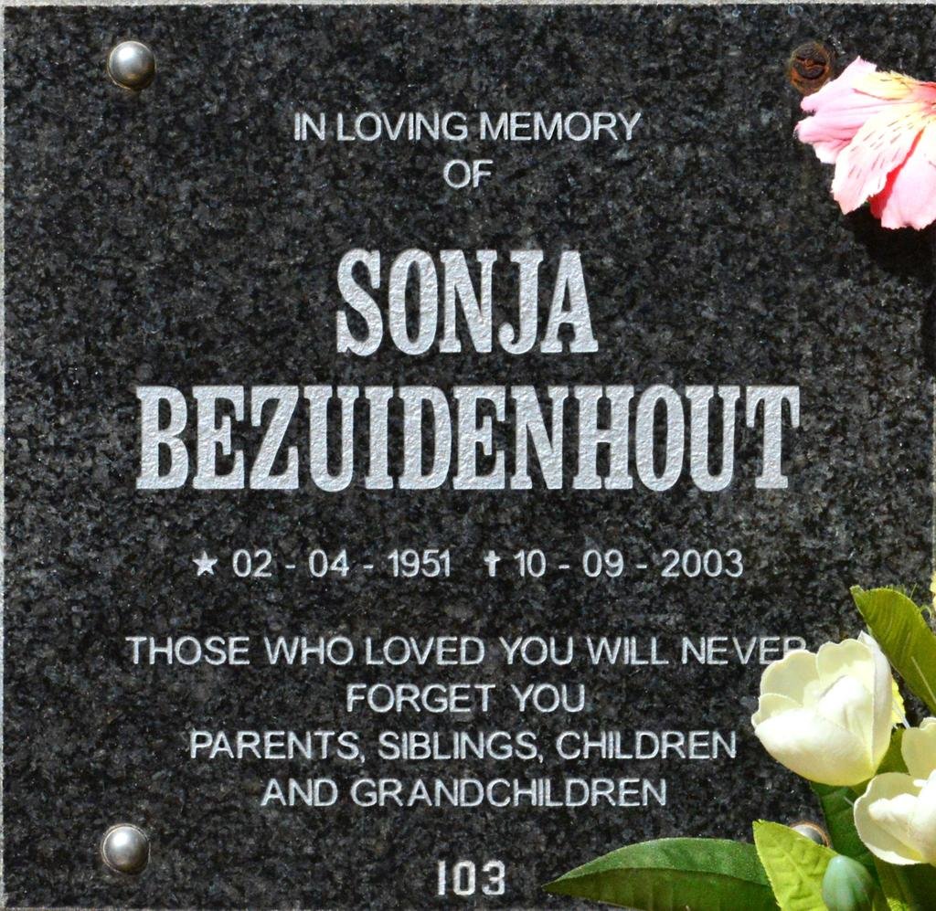 BEZUIDENHOUT Sonja 1951-2003