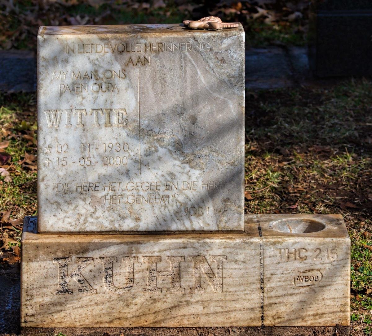 KUHN Wittie 1930-2000