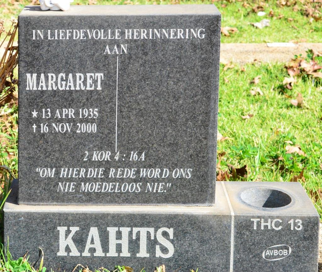 KAHTS Margaret 1935-2000