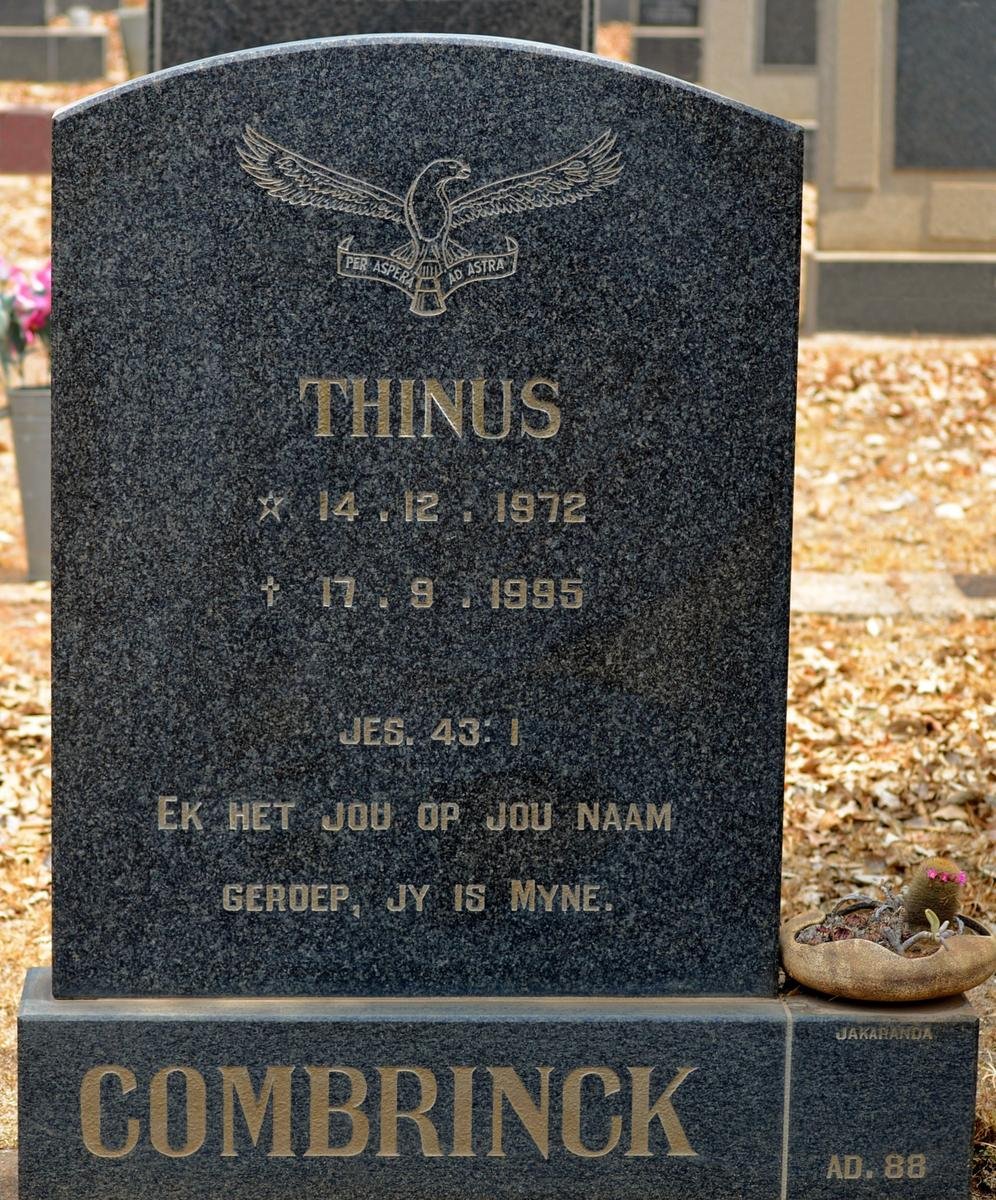 COMBRINCK Thinus 1972-1995