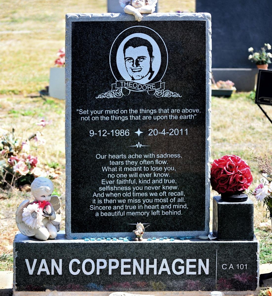 COPPENHAGEN Theodore, van 1986-2011