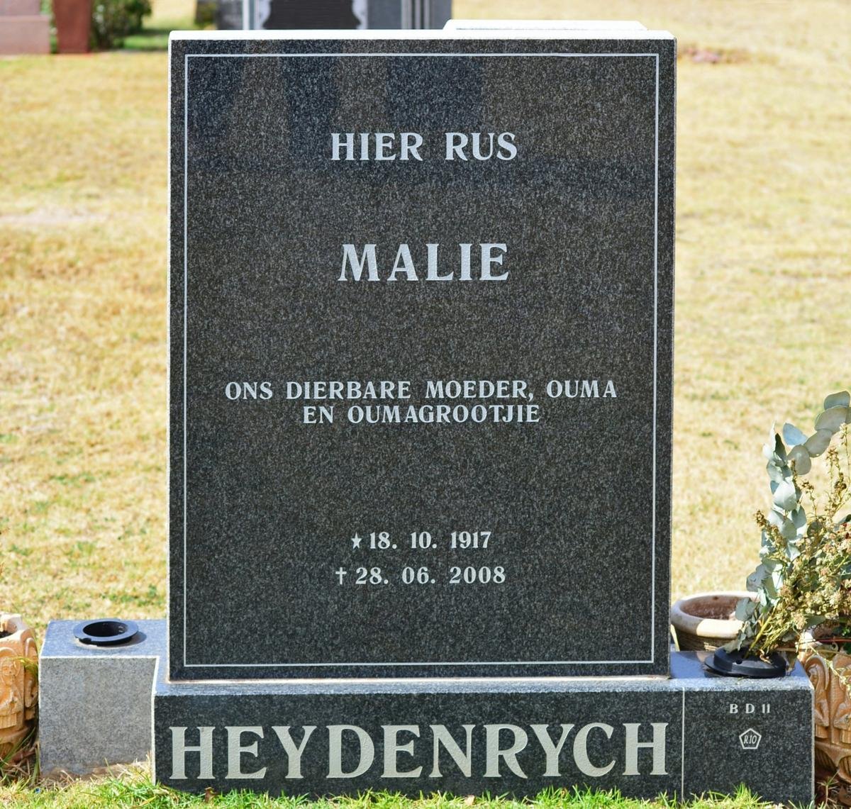HEYDENRYCH Malie 1917-2008