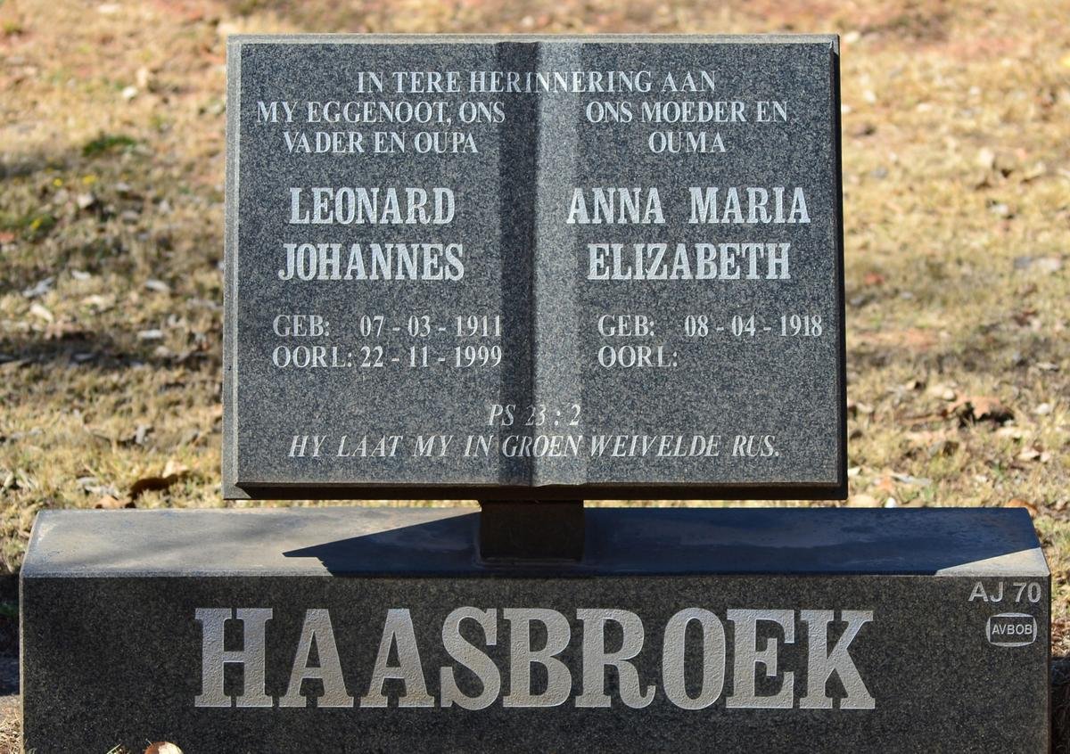 HAASBROEK Leonard Johannes 1911-1999 &amp; Anna Maria Elizabeth 1918-