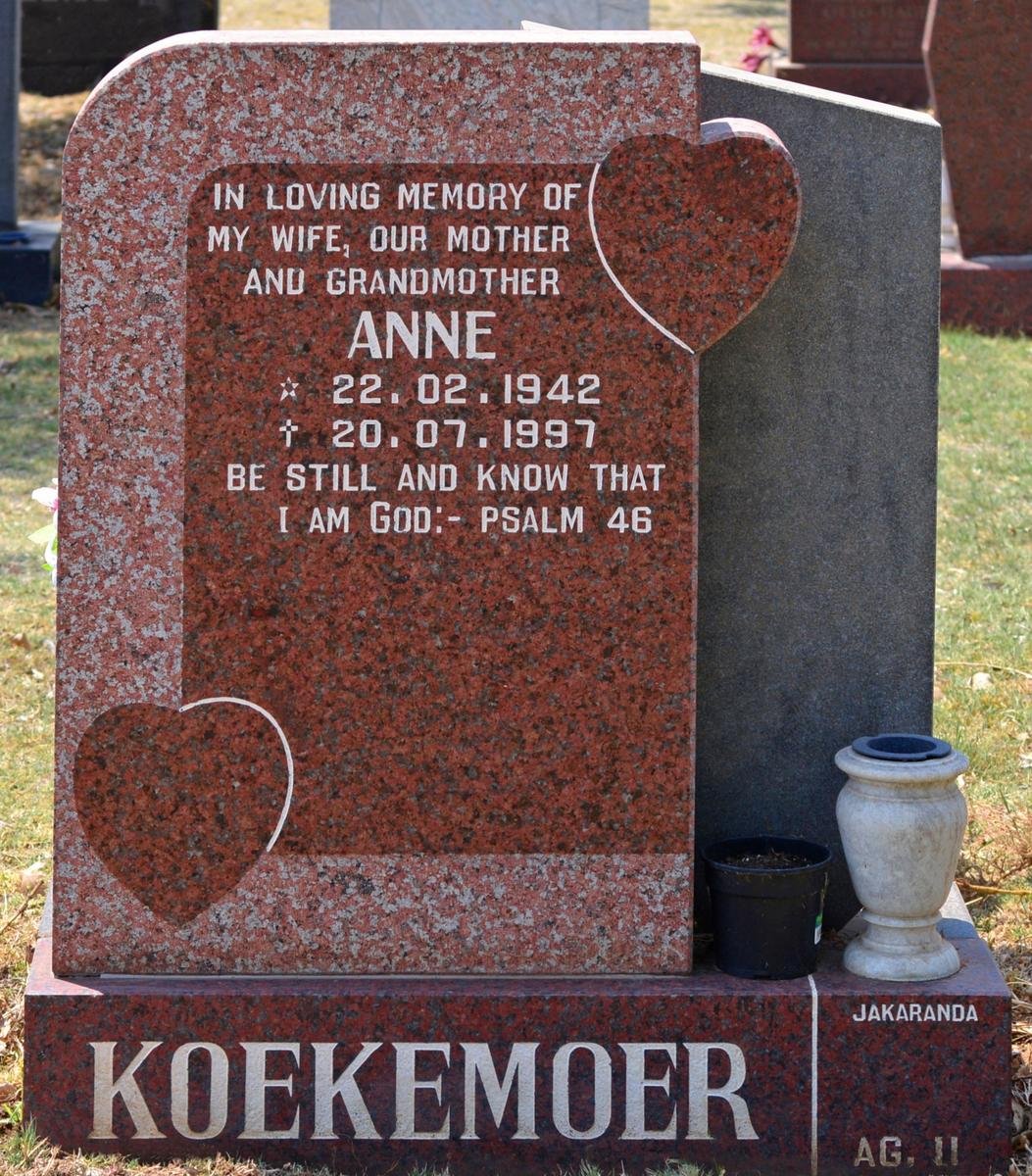 KOEKEMOER Anne 1942-1997