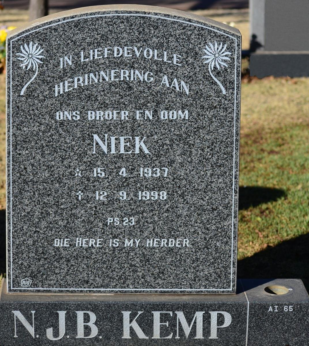 KEMP N.J.B. Niek 1937-1998