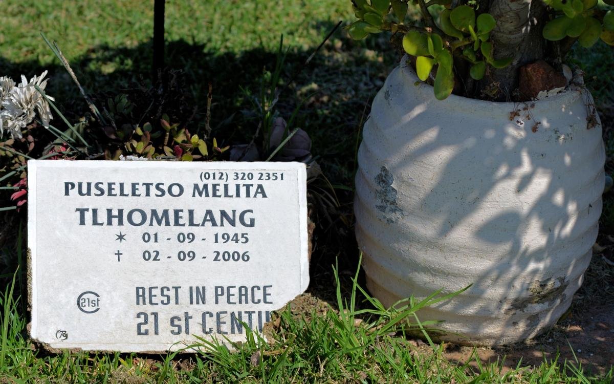 TLHOMELANG Puseletso Melita 1945-2006