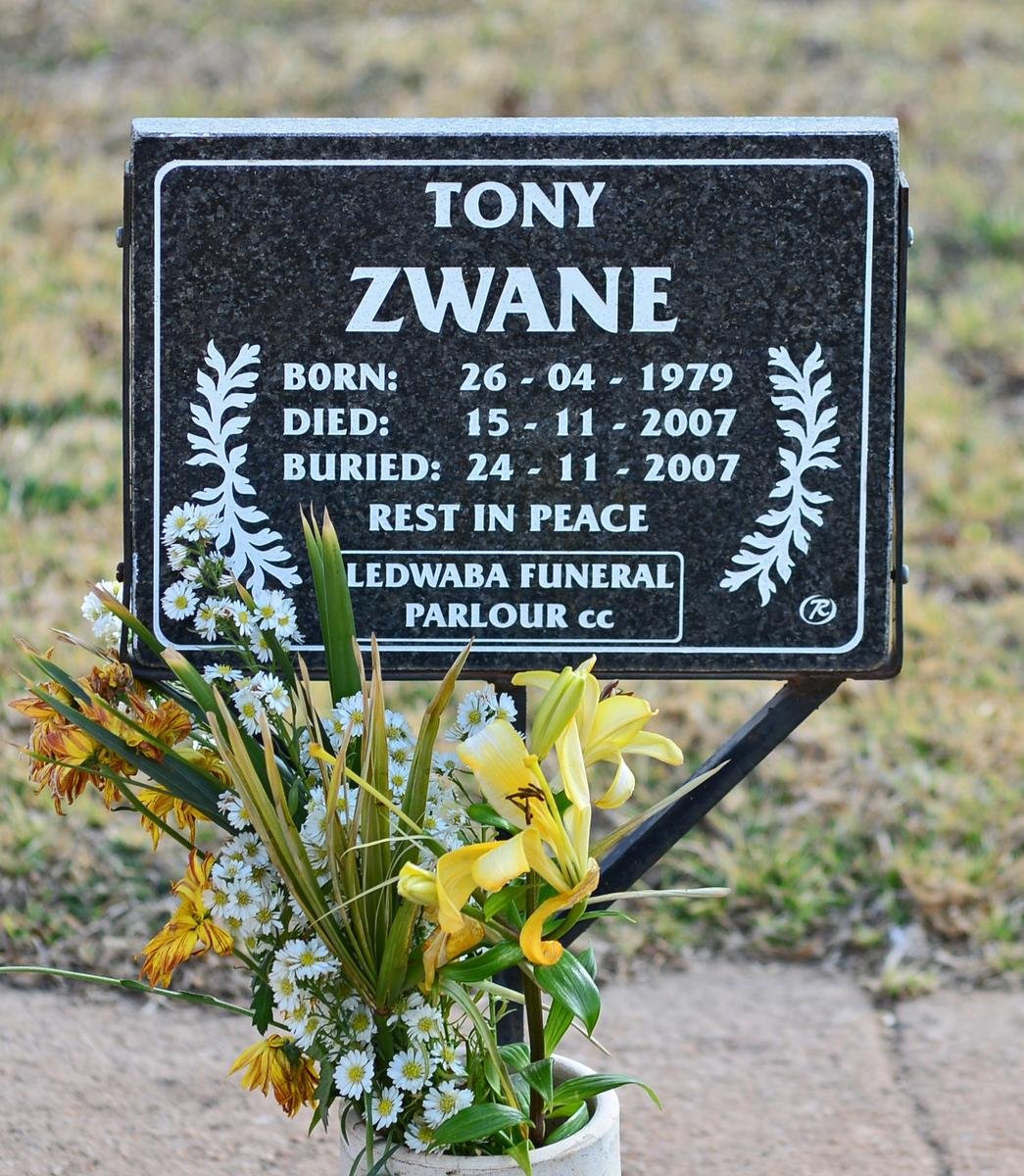 ZWANE Tony 1979-2007