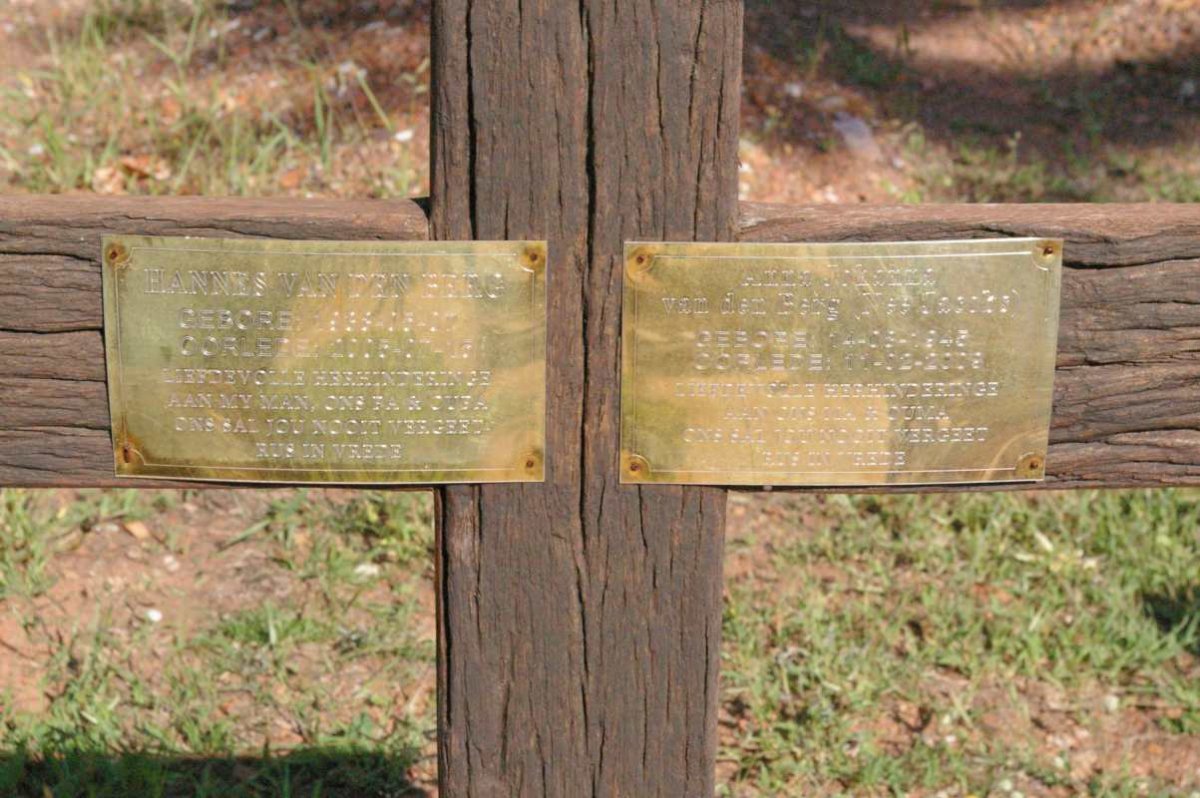 BERG Hannes, van den 1938-2005 &amp; Anna Johanna JACOBS 1945-2009