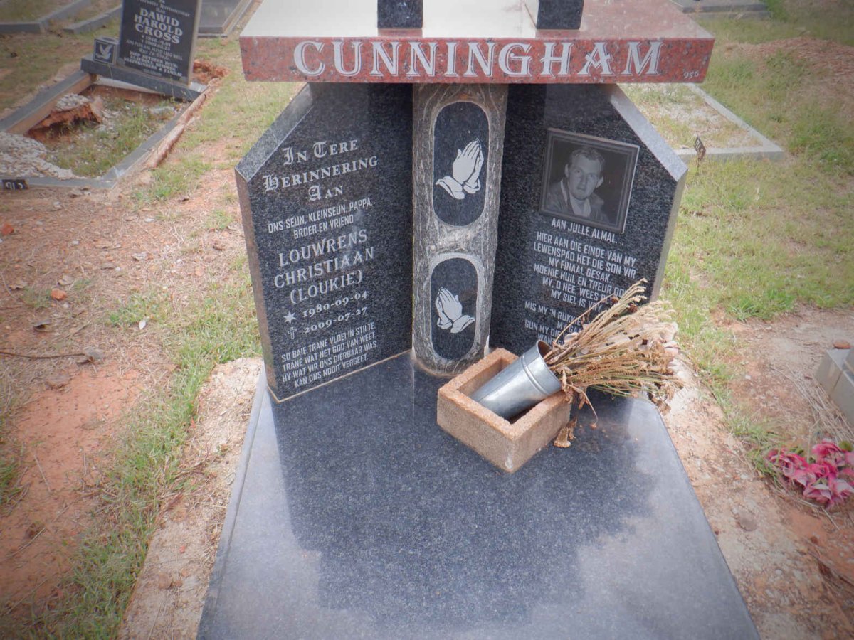CUNNINGHAM Louwrens Christiaan 1980-2009