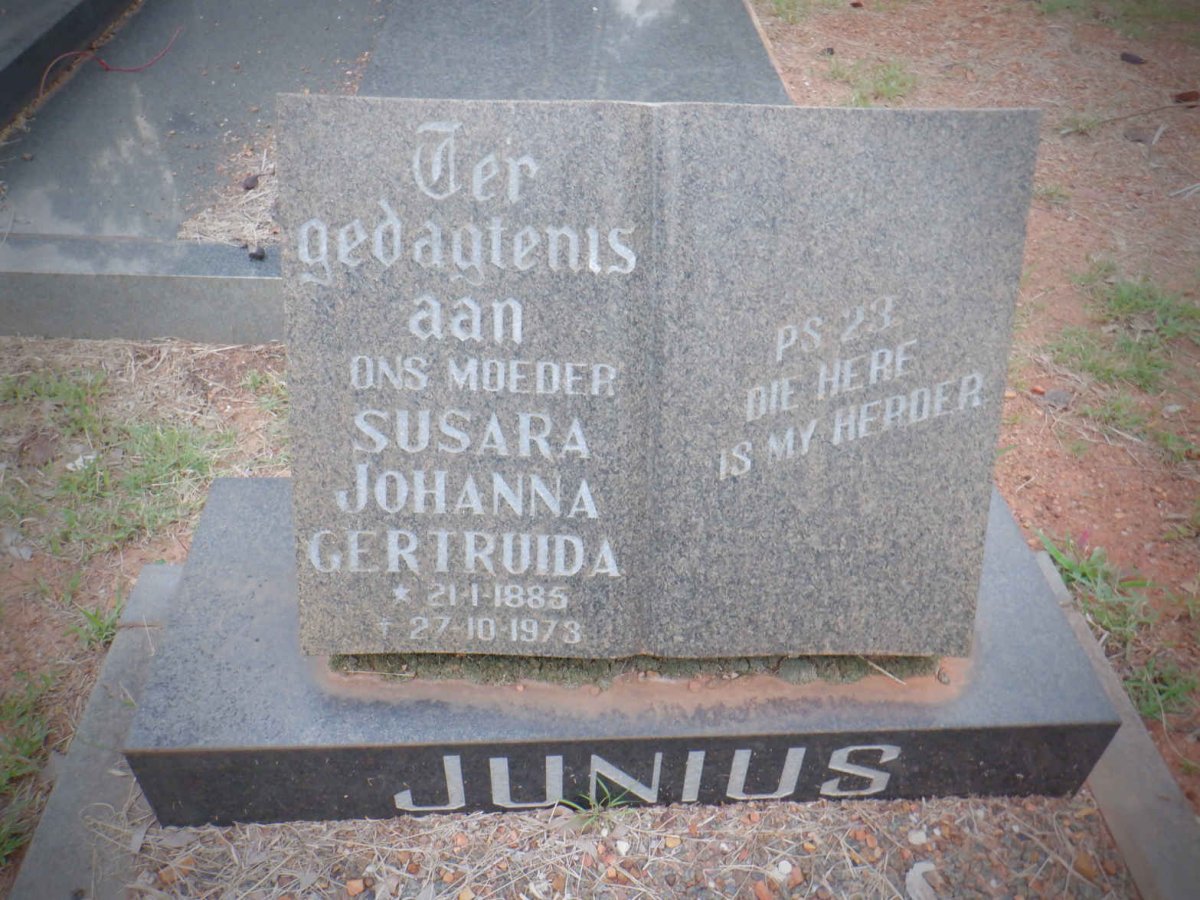 JUNIUS Susara Johanna Gertruida 1885-1973