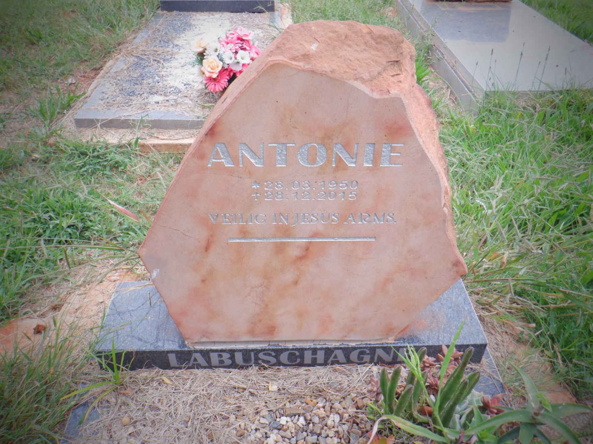 LABUSCHAGNE Antonie 1950-2015