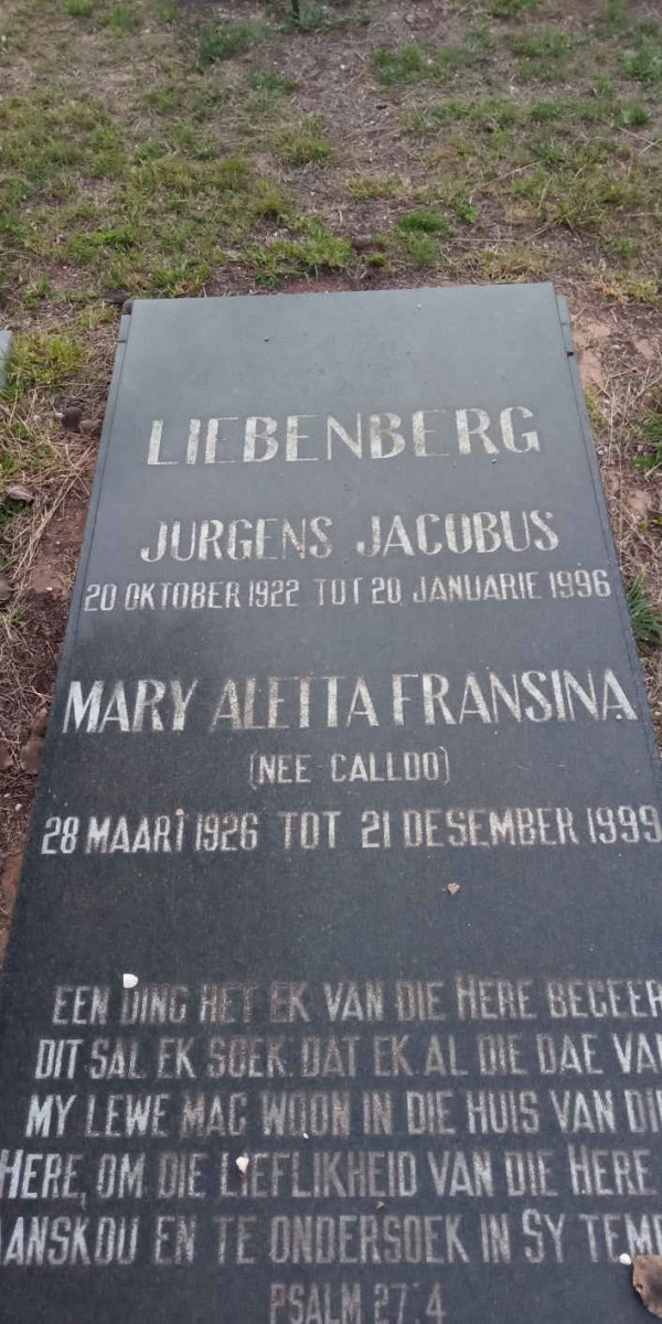 LIEBENBERG Jurgens Jacobus 1922-1996 &amp; Mary Aletta Fransina CALLDO 1926-1999
