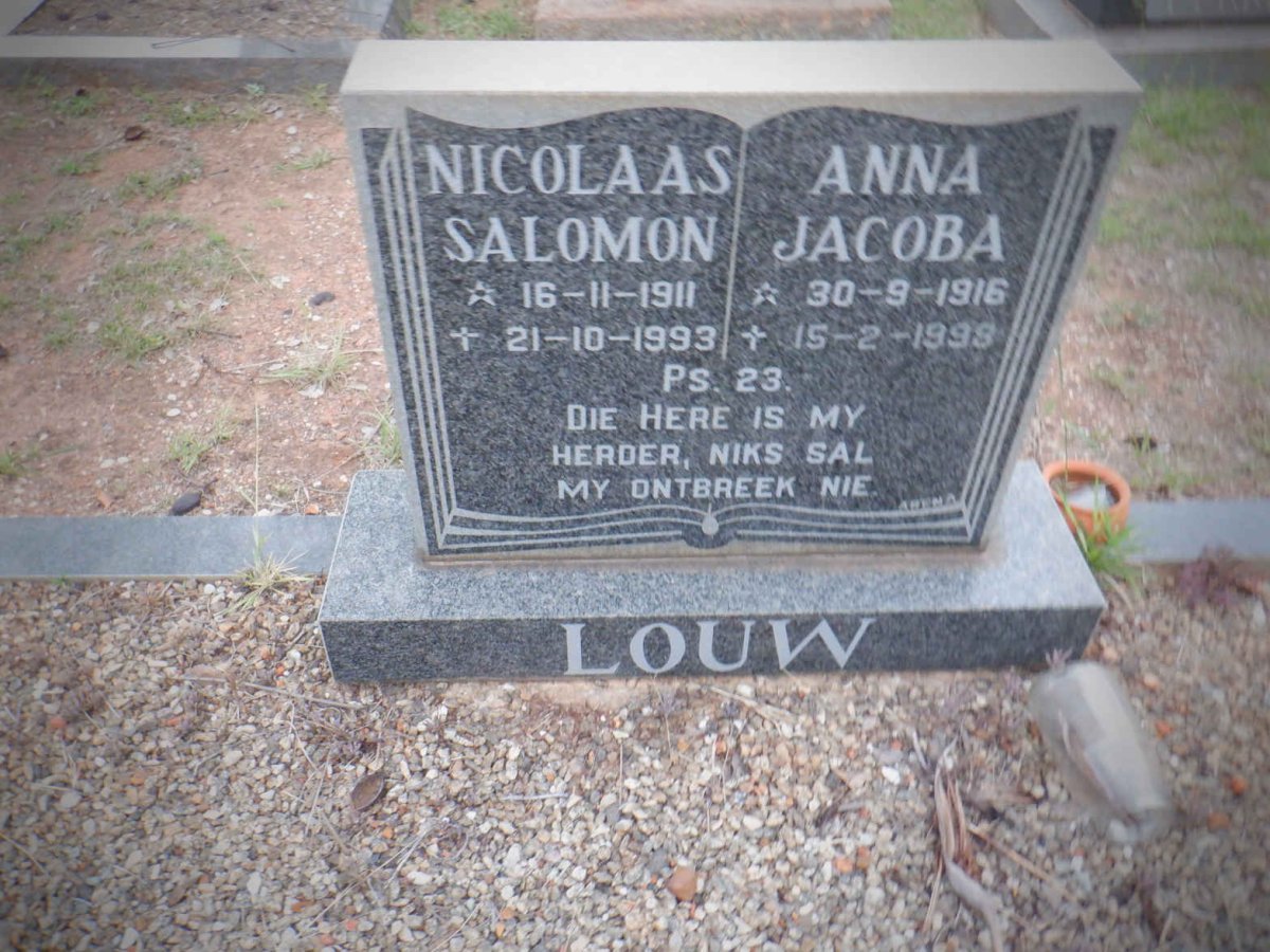LOUW Nicolaas Salomon 1911-1993 &amp; Anna Jacoba 1916-1998