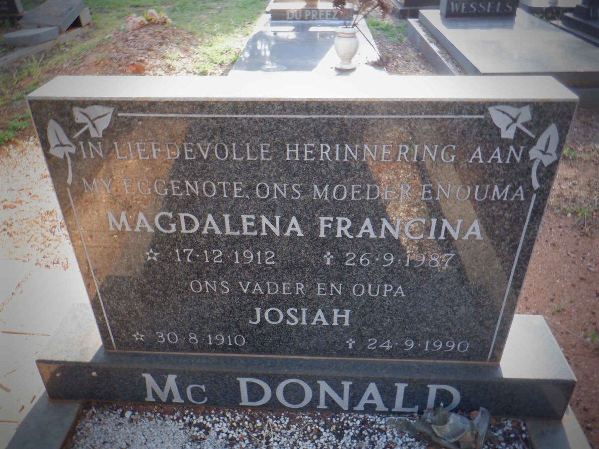 MCDONALD Josiah 1910-1990 &amp; Magdalena Francina 1912-1987