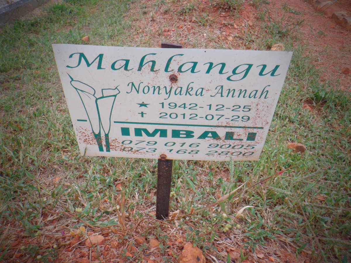 MAHLANGU Nonyaka Annah 1942-2012