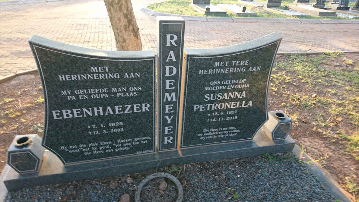 RADEMEYER Ebehaezer 1925-2003 &amp; Susanna Petronella 1927-2015