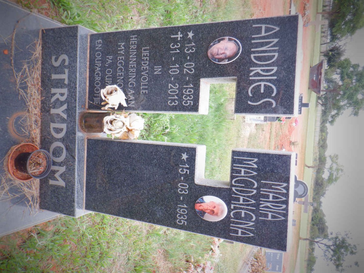 STRYDOM Andries 1935-2013 &amp; Maria Magdalena 1935-