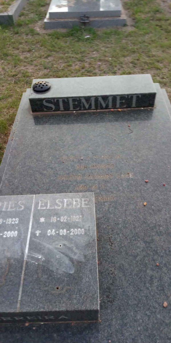 STEMMET ?ies 1923-2000 &amp; Elsebe 1927-2000