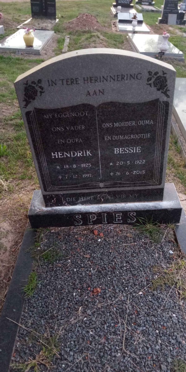 SPIES Hendrik 1925-1997 &amp; Bessie 1922-2015