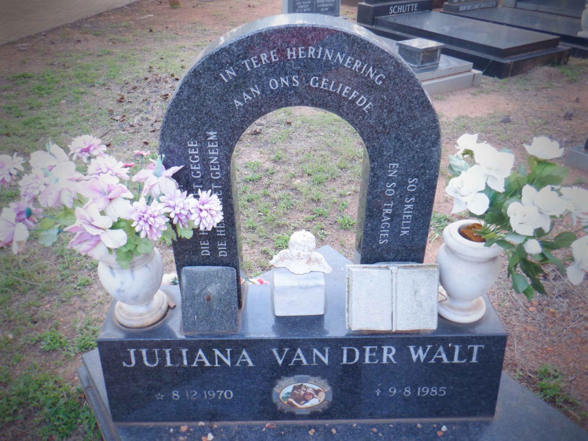 WALT Juliana, van der 1970-1985