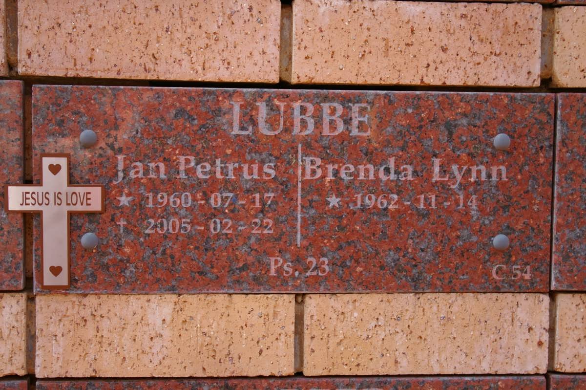 LUBBE Jan Petrus 1960-2005 &amp; Benda Lynn 1962-