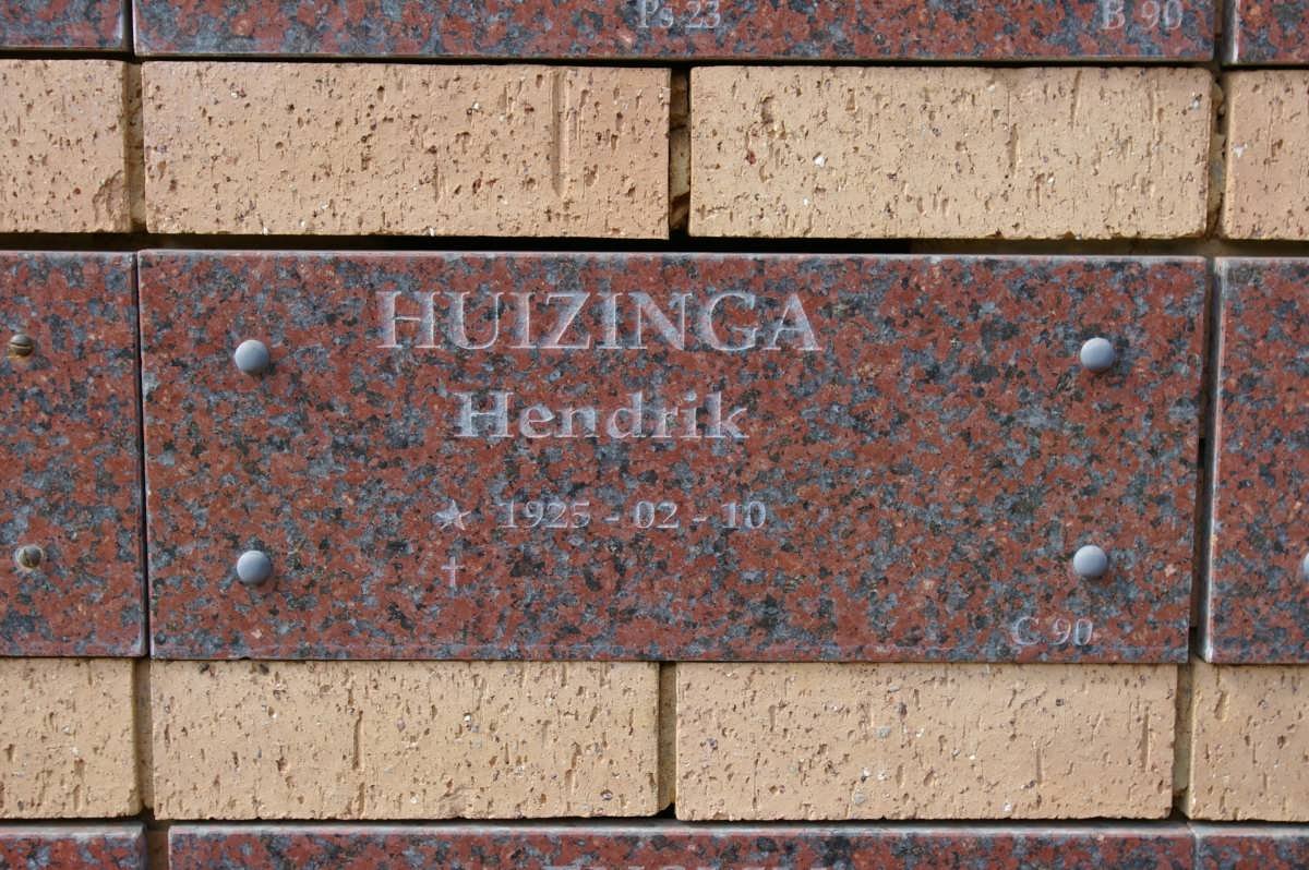 HUIZINGA Hendrik 1925-