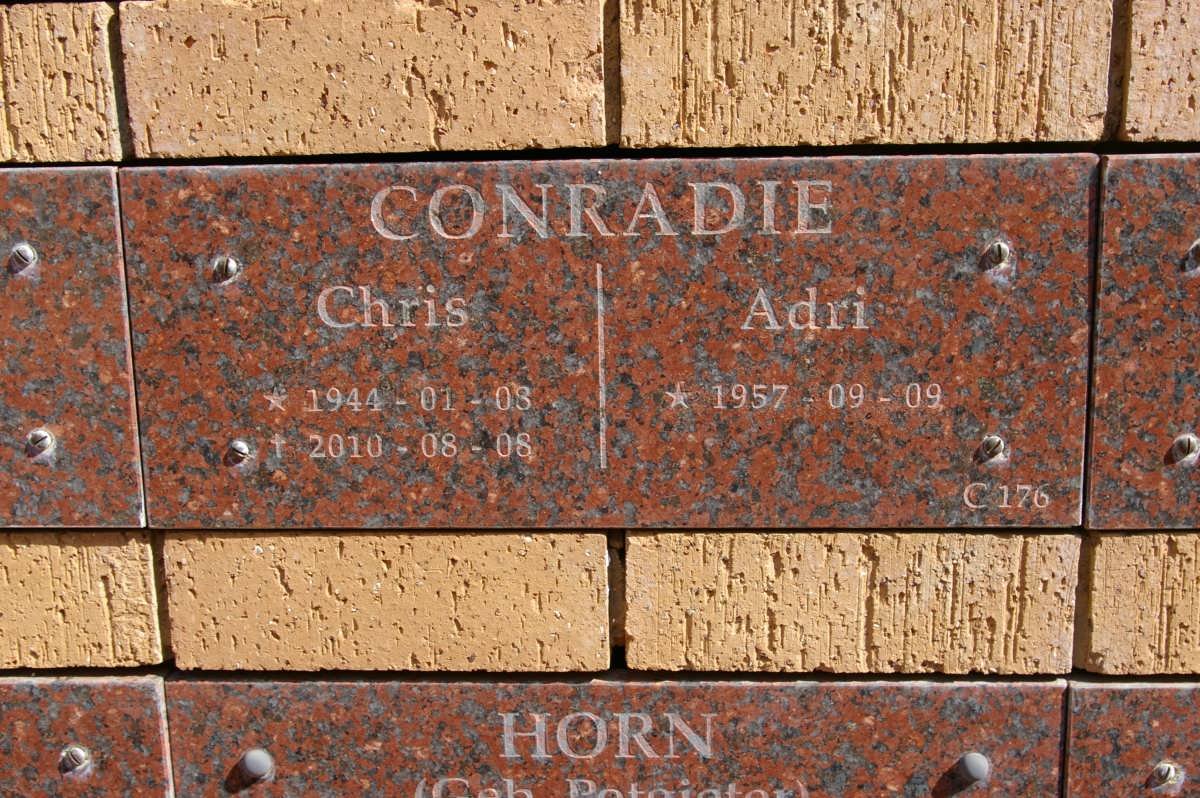 CONRADIE Chris 1944-2010 &amp; Adri 1957-