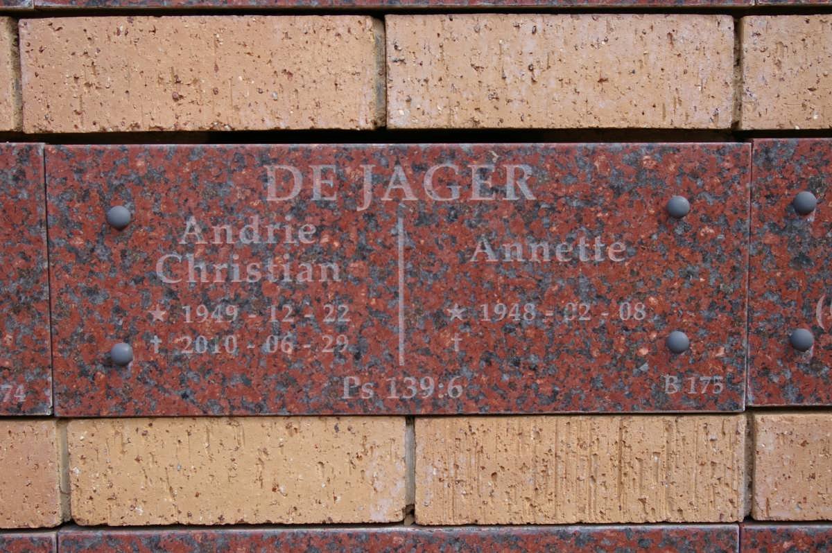 JAGER Andrie Christian, de 1949-2010 &amp; Annette 1948-