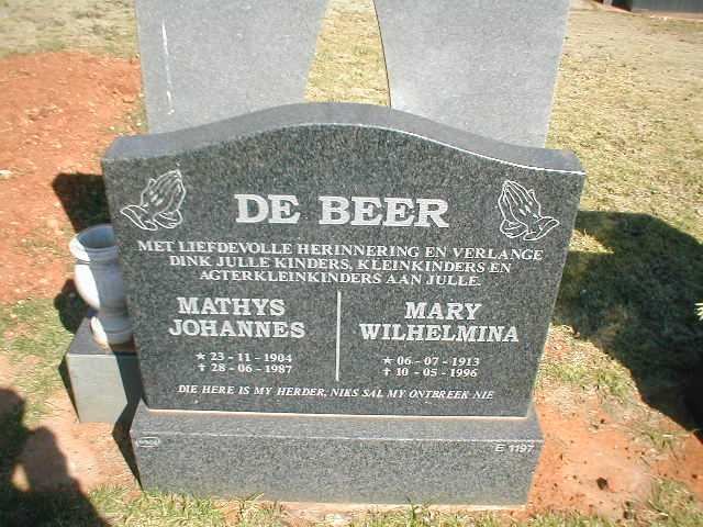 BEER Mathys Johannes, de 1904-1987 &amp; Mary Wilhelmina 1913-1996