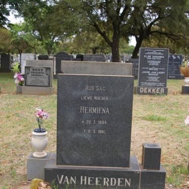 HEERDEN Hermiena, van 1894-1981