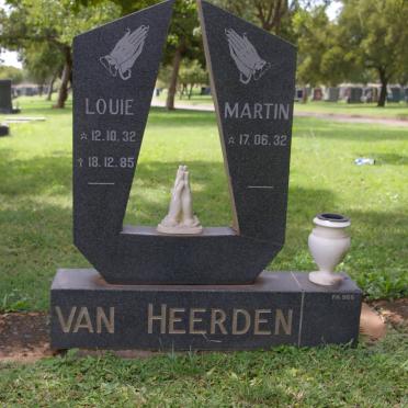 HEERDEN Martin, van 1932- &amp; Louie 1932-1985