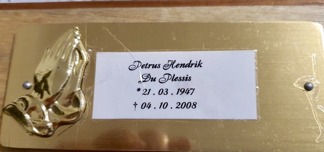 PLESSIS Petrus Hendrik, du 1947-2008