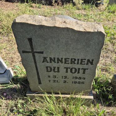 TOIT Annerien, du 1984-1986