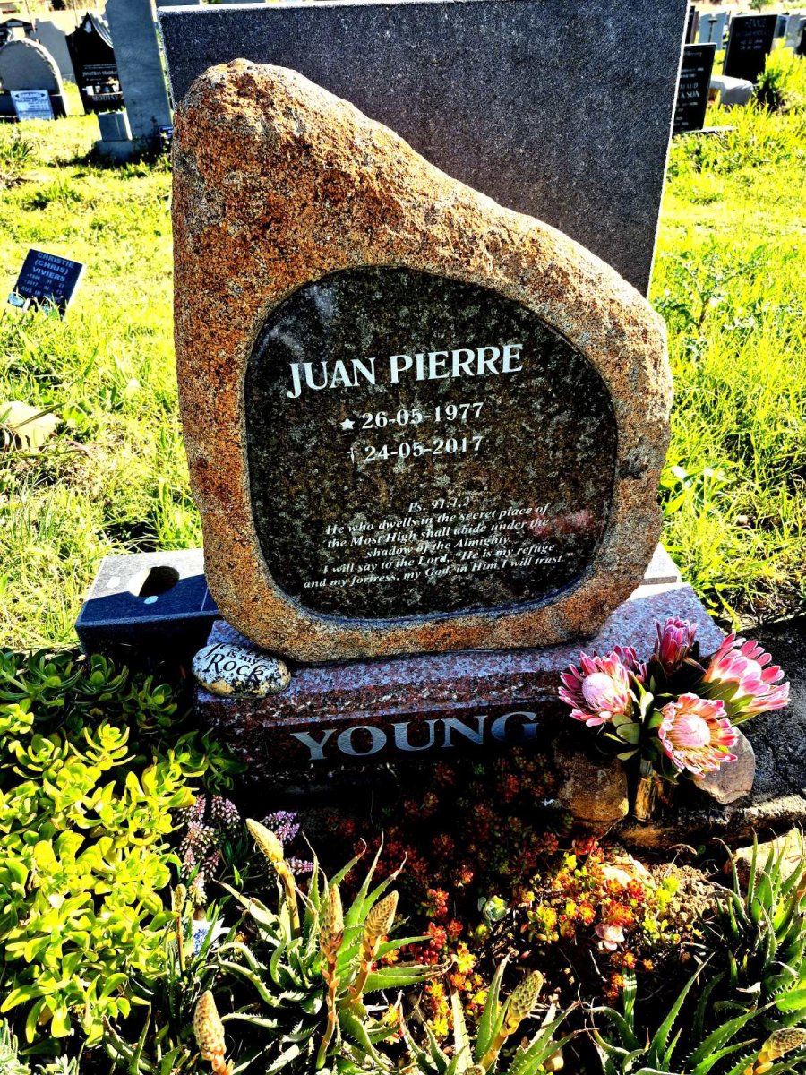 YOUNG Juan Pierre 1977-2017