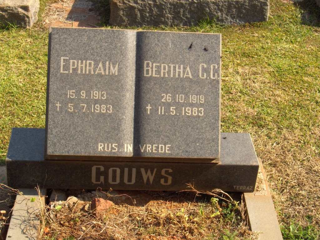 GOUWS Ephraim 1913-1983 &amp; Bertha C.G. 1919-1983