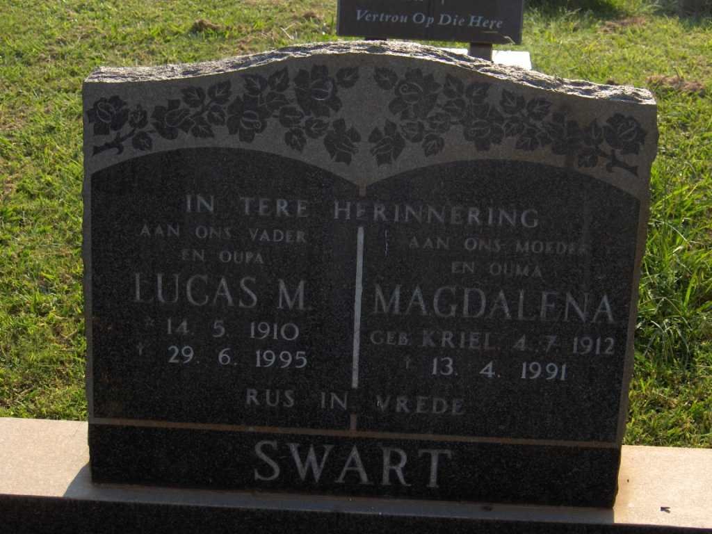 SWART Lucas M. 1910-1995 &amp; Magdalena KRIEL 1912-1991