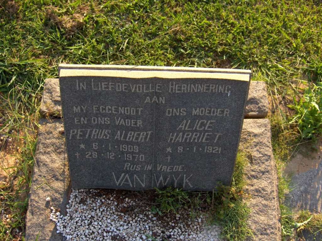 WYK Petrus Albert, van 1909-1970 &amp; Alice Harriet 1921-